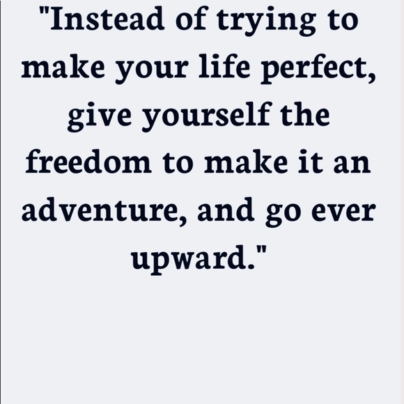 Anyone near the Nashville area, say HEY! Love to all! 
Happy Poshing! - Picture 6 of 8